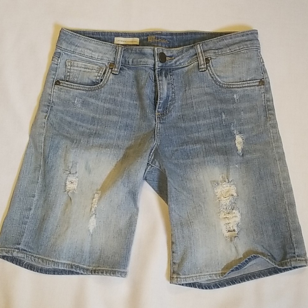 Kut from the Kloth Catherine Boyfriend short Sz 6